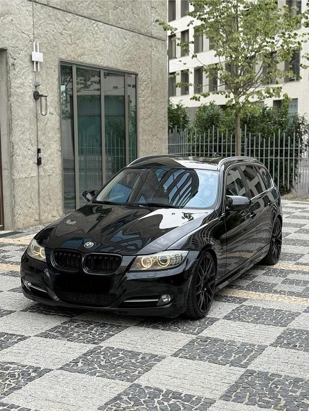 Gebraucht 2011 BMW 335 M Sport Kombi | 13.900 € - Bild 1/4