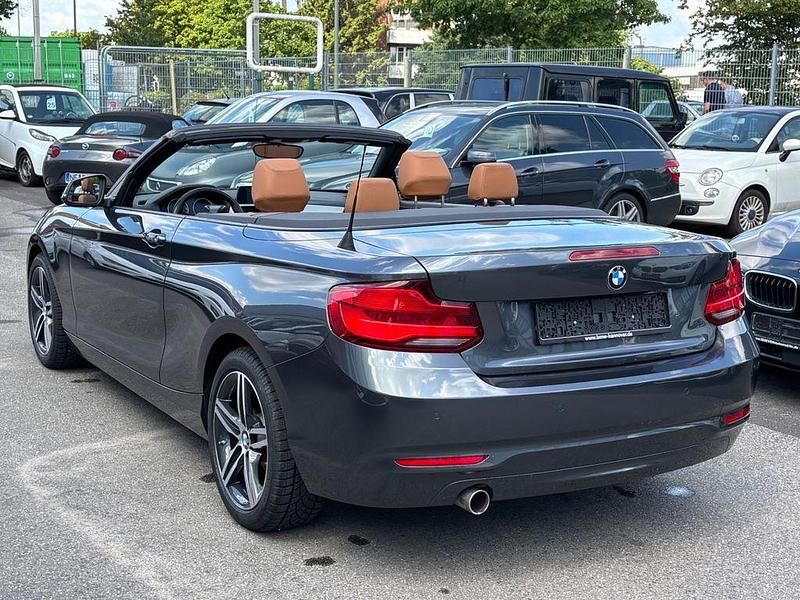 Gebraucht BMW 218 136 PS (100 kW) 2018 Mineralgrau metallic(b39) Cabrio