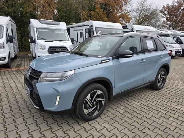 Grau (ice grayish blue metallic/ co...) Neu 2025 Suzuki Vitara Comfort+ SUV | 25.990 € (Fairer Preis) - Bild 1/4