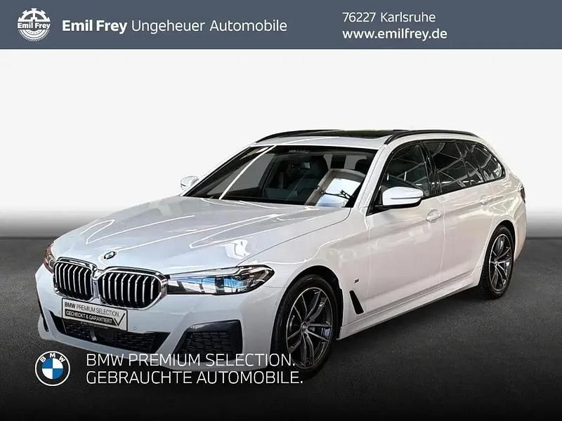 Alpinweiß Gebraucht 2023 BMW 520 Performance Kombi | 39.470 € (Fairer Preis) - Bild 1/3