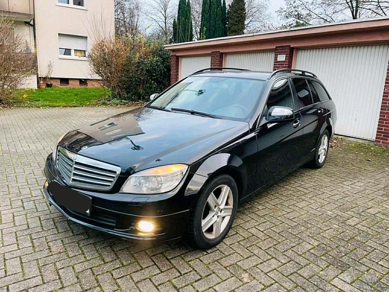 Schwarz Gebraucht 2009 Mercedes C200 Kombi | 3.600 € (Superpreis) - Bild 1/4