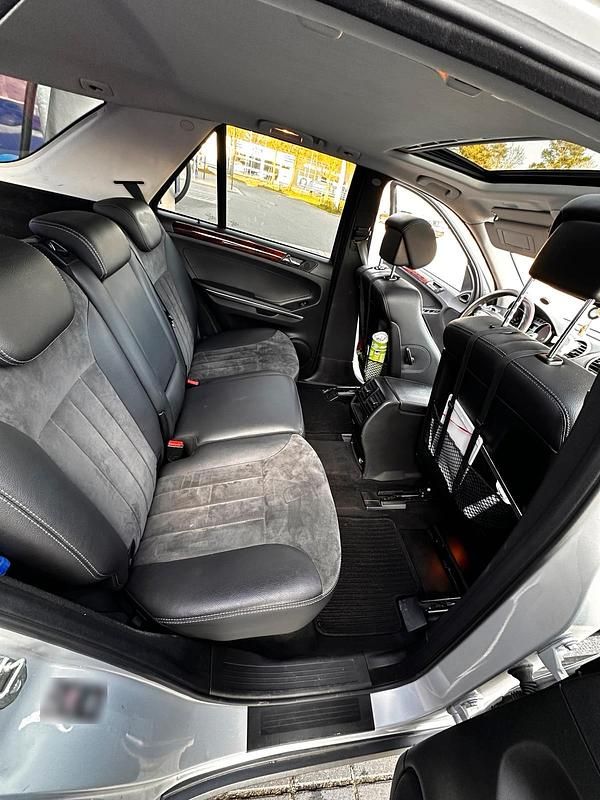 Gebraucht Mercedes ML320 224 PS (164 kW) 2006 Grau SUV