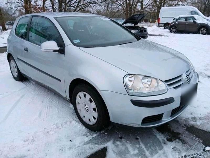 Gebraucht VW Golf V Trendline 101 PS (74 kW) 2004 Silber Kleinwagen