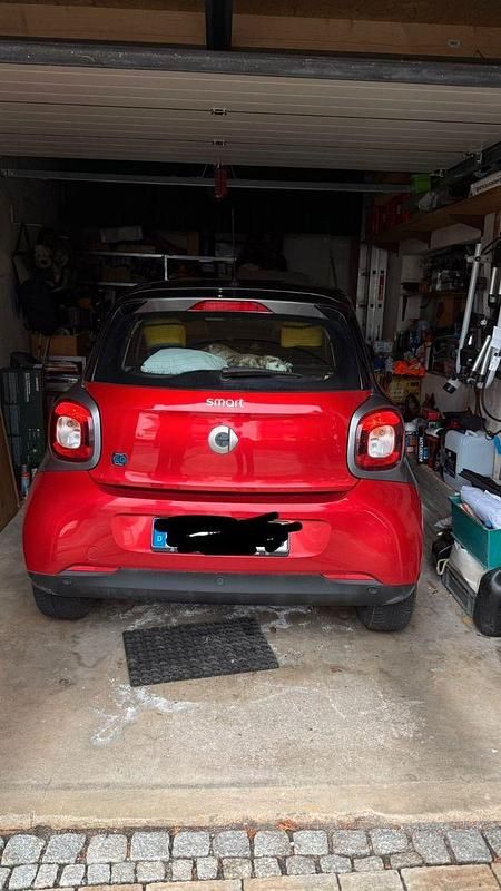Gebraucht Smart ForFour Electric Drive 60 kW (82 PS) 2021 Rot Kleinwagen