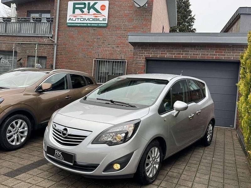 Starsilber iii m2 Gebraucht 2010 Opel Meriva Innovation Van / Kleinbus | 3.950 € (Fairer Preis) - Bild 1/4