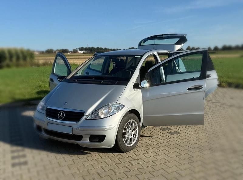 Silber Gebraucht 2004 Mercedes A150 Kleinwagen | 1.900 € (Guter Preis) - Bild 1/4