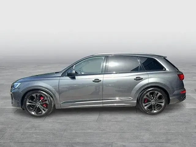 Gebraucht Audi Q7 Ambiente 286 PS (210 kW) 2025 Grau SUV