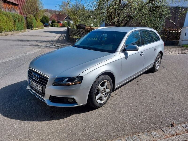 Gebraucht Audi A4 120 PS (88 kW) 2011 Silber Kombi