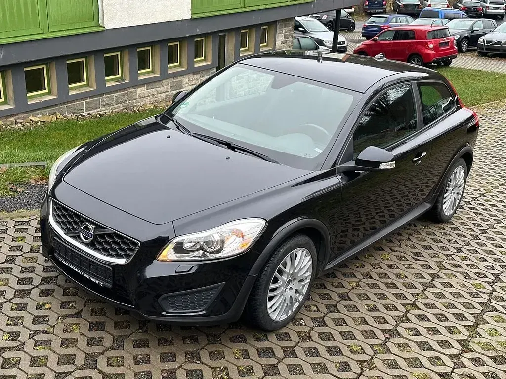Gebraucht Volvo C30 Kinetic 114 PS (83 kW) 2011 Schwarz Kleinwagen