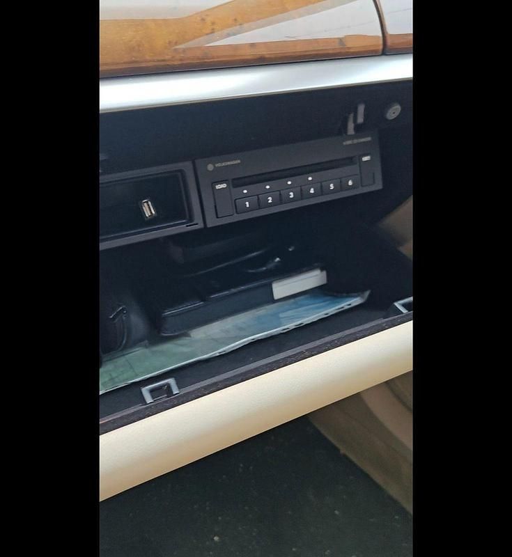 Second-hand VW Phaeton 239 CP (175 kW) 2009 Gri Berlinǎ