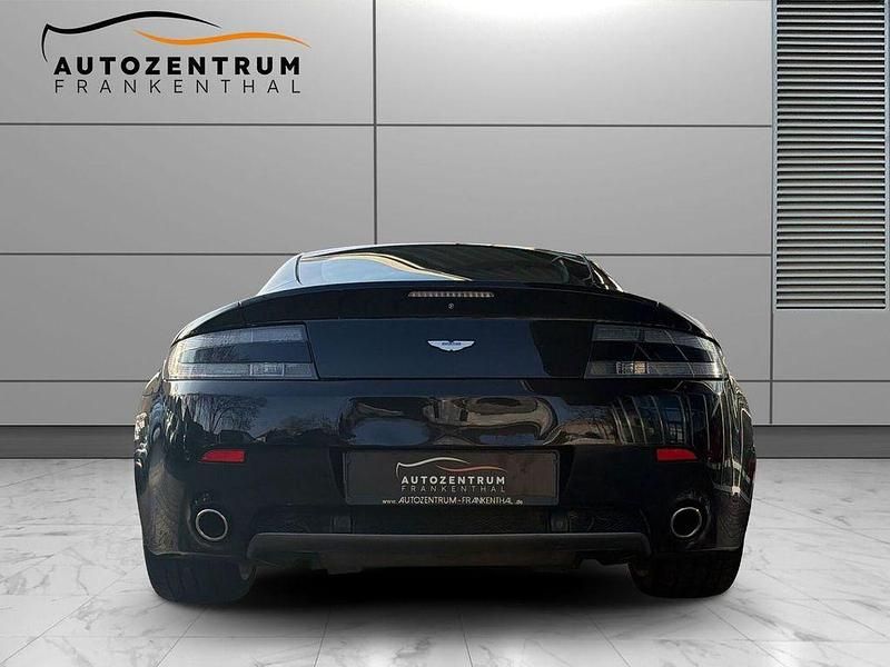 Gebraucht Aston Martin V8 Vantage 426 PS (313 kW) 2011 Schwarz Coupé