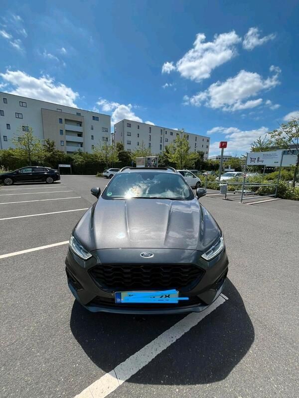 Grau Gebraucht 2022 Ford Mondeo Kombi | 18.000 € (Fairer Preis) - Bild 1/4