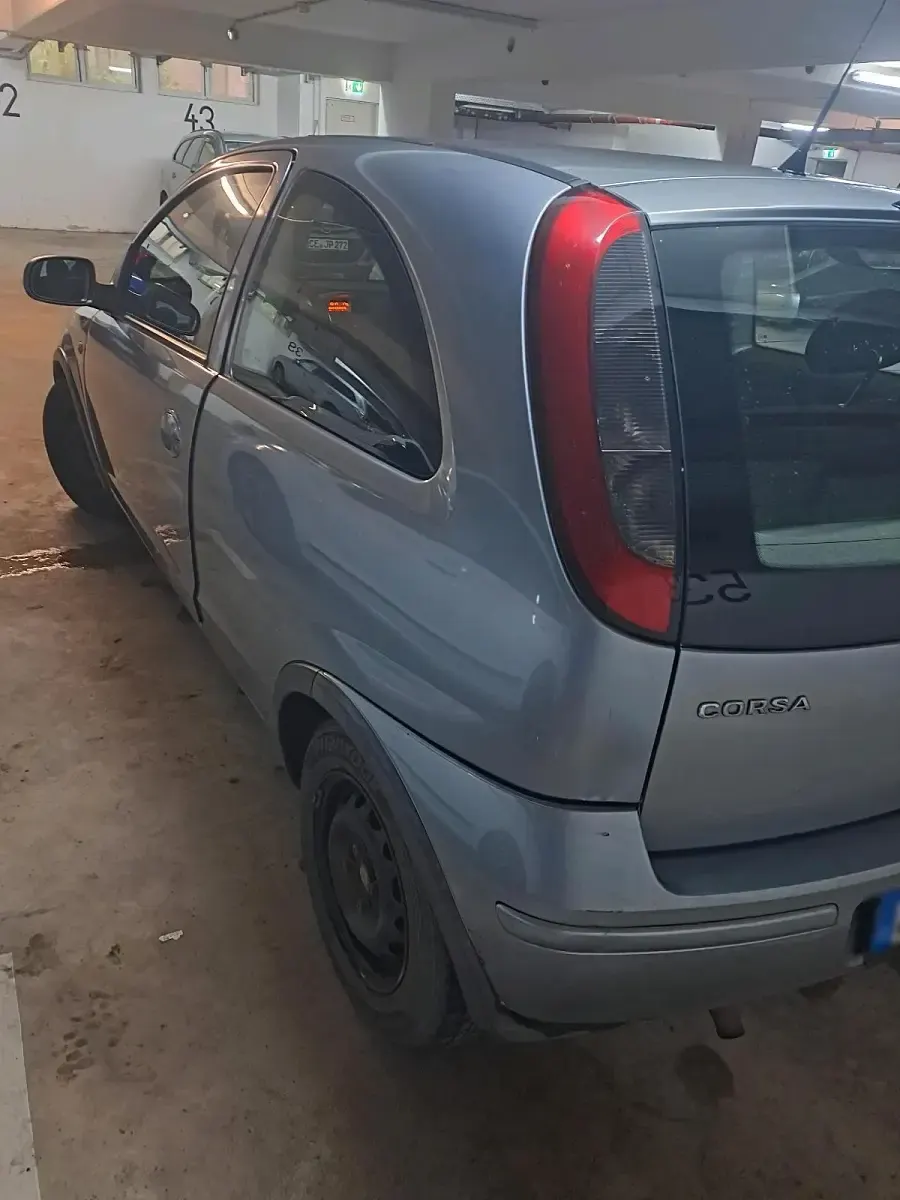 Gebraucht Opel Corsa 60 PS (44 kW) 2005 Grau Kleinwagen