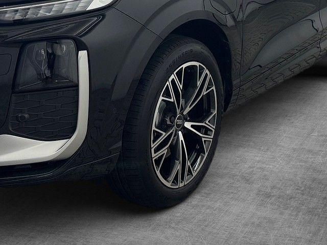 Gebraucht Audi Q3 Ambiente 272 PS (200 kW) 2025 Mythosschwarz metallic SUV