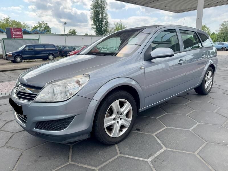 Grau Gebraucht 2009 Opel Astra Kombi | 2.699 € (Guter Preis) - Bild 1/4