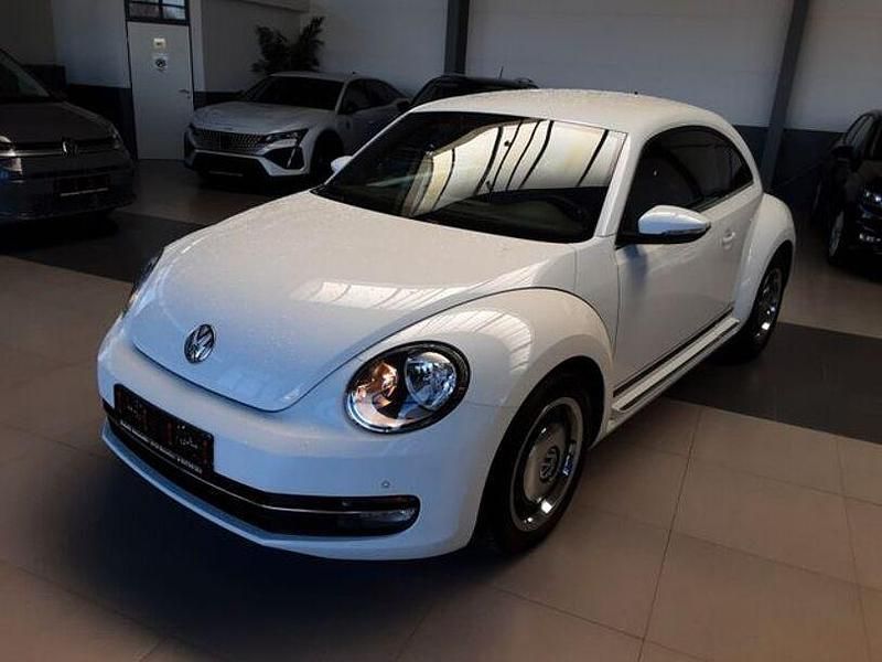 Gebraucht VW Beetle Cup 105 PS (77 kW) 2015 Weiß Kleinwagen