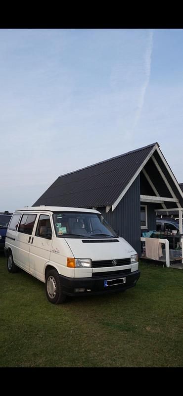 Weiß Gebraucht 1991 VW T4 California Van | 17.777 € - Bild 1/3