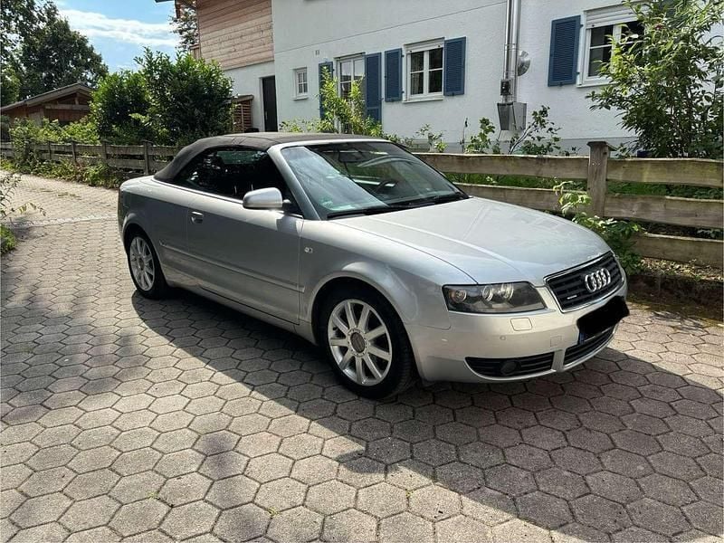Grau Gebraucht 2005 Audi A4 Cabriolet Cabrio | 5.500 € (Guter Preis) - Bild 1/4