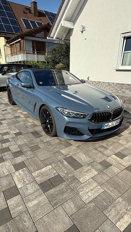 Blau Gebraucht 2019 BMW M850 Shadowline Coupé | 56.500 € (Fairer Preis) - Bild 1/4