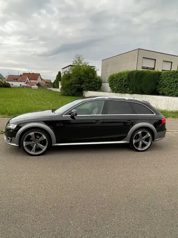 Gebraucht Audi A4 Allroad 211 PS (155 kW) 2010 Schwarz Kombi