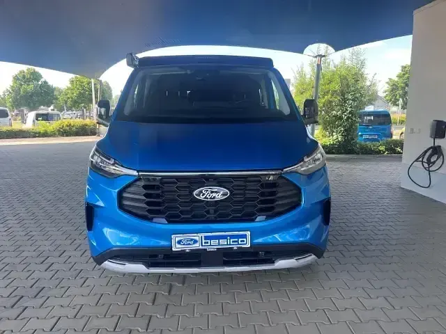 Ny Ford Transit Custom Active 2025 Blå Sedan