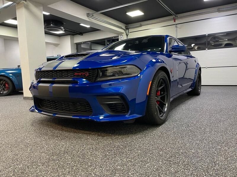 Neu Dodge Charger 817 PS (600 kW) 2025 Blau Limousine