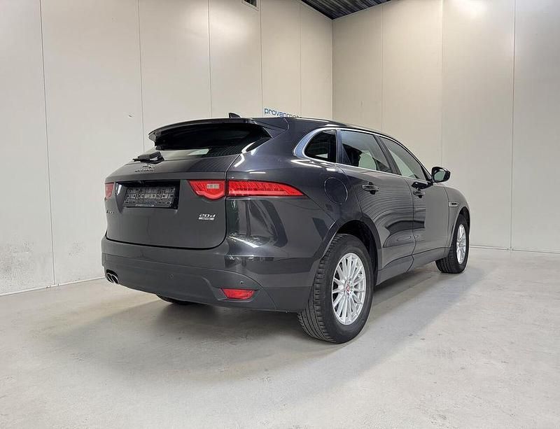 Gebraucht Jaguar F-Pace 179 PS (131 kW) 2017 Grau SUV