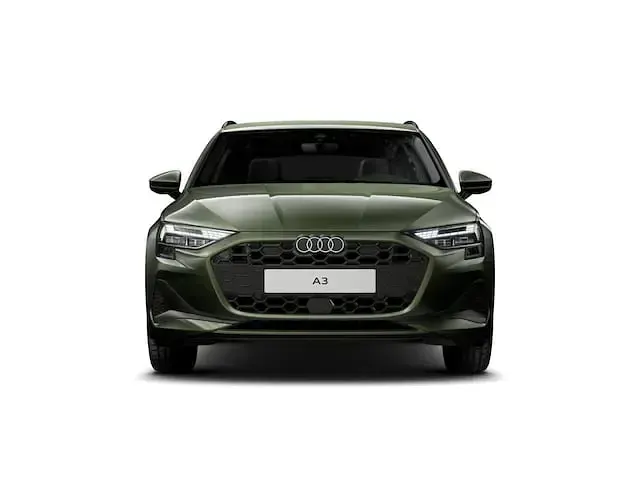 Usata Audi A3 Sportback e-tron Ambiente 204 CV (150 kW) 2025 Verde Utilitaria