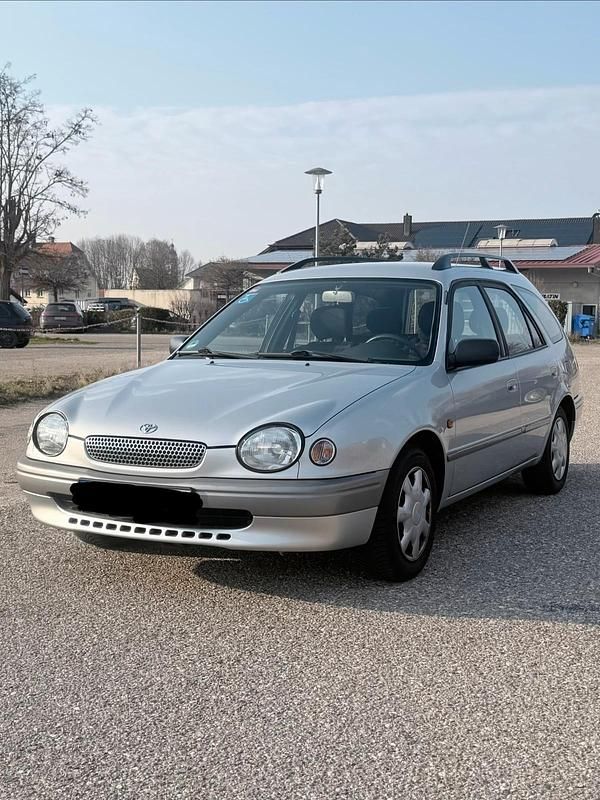 Gebraucht Toyota Corolla 86 PS (63 kW) 1999 Silber Kombi