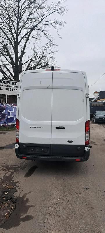 Gebraucht Ford Transit 130 PS (95 kW) 2017 Weiß Limousine