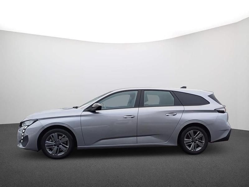 Gebraucht Peugeot 308 SW Active 131 PS (96 kW) 2023 Grau Kombi