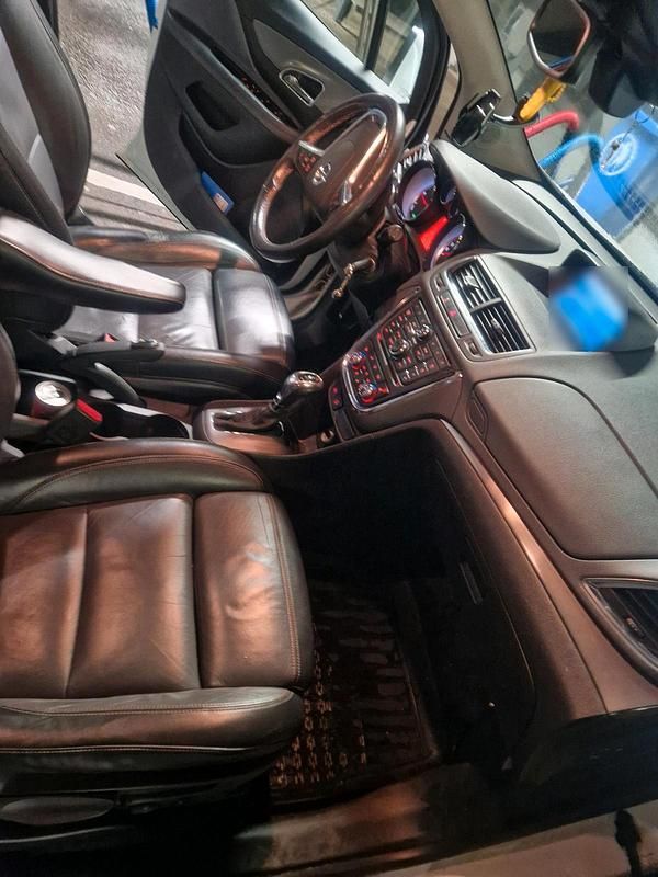 Gebraucht Opel Mokka 131 PS (96 kW) 2013 Weiß SUV