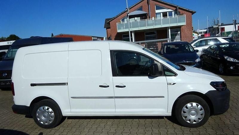 Second-hand VW Caddy 102 CP (75 kW) 2017 Alb Monovolum