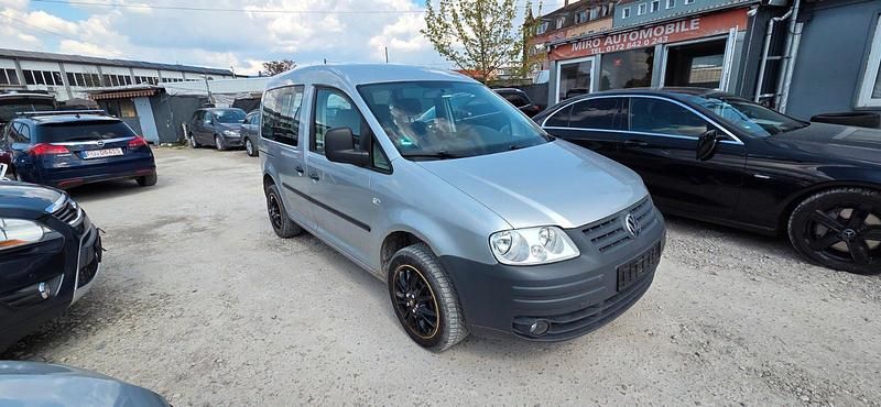 Second-hand VW Caddy 102 CP (75 kW) 2007 Argintiu Monovolum