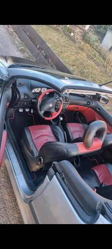 Gebraucht Peugeot 206 CC 131 PS (96 kW) 2003 Grau Cabrio