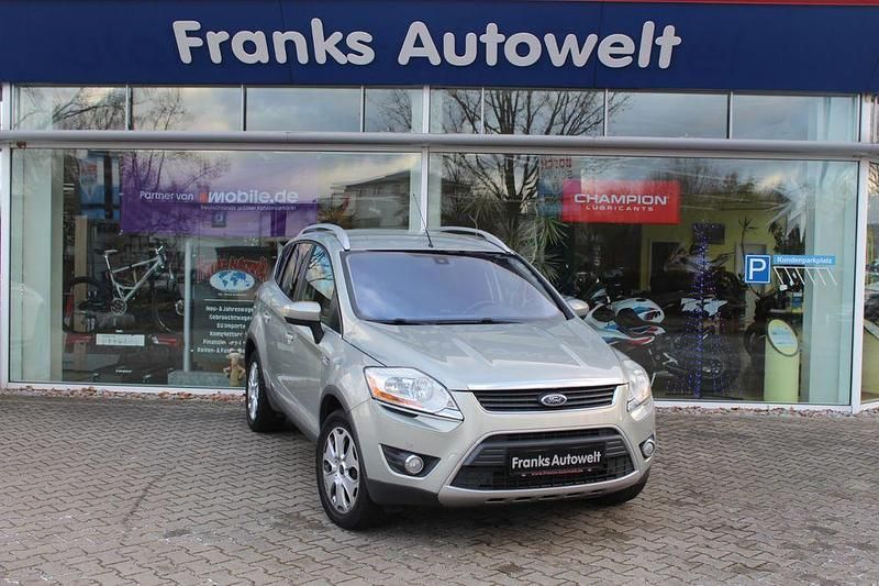 Gebraucht Ford Kuga Trend 136 PS (100 kW) 2009 Silber SUV