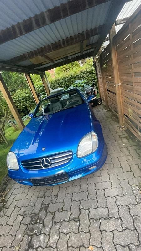 Gebraucht Mercedes SLK200 163 PS (119 kW) 2001 Andere farben Cabrio
