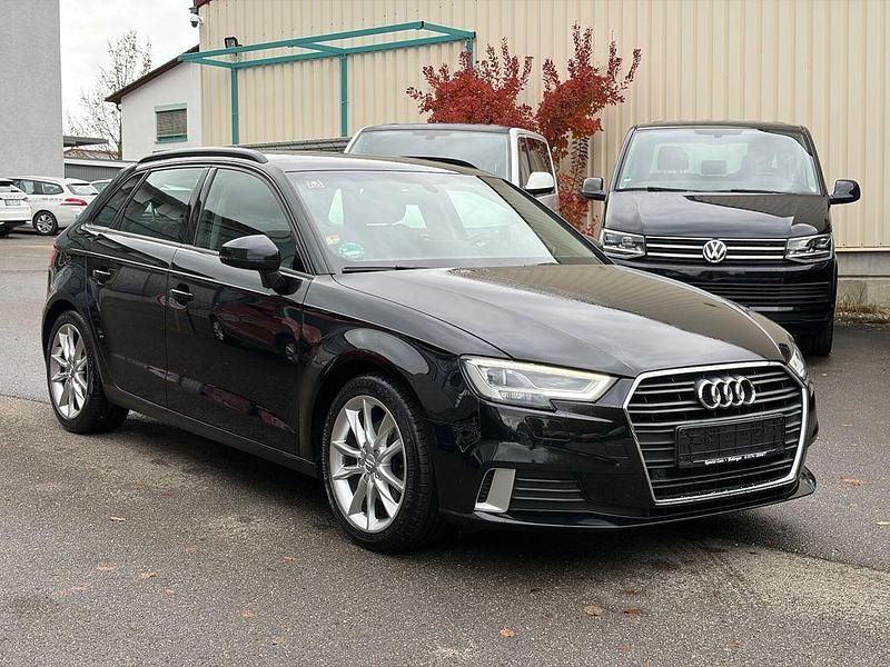 Schwarz Gebraucht 2018 Audi A3 Sportback Sport Limousine | 13.990 € (Fairer Preis) - Bild 1/4