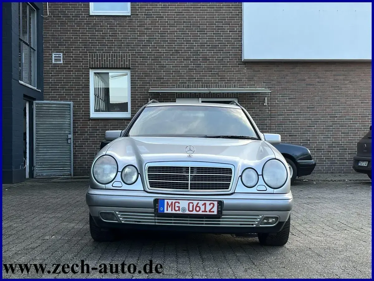 Gebraucht Mercedes E230 Classic 150 PS (110 kW) 1997 Silber Kombi