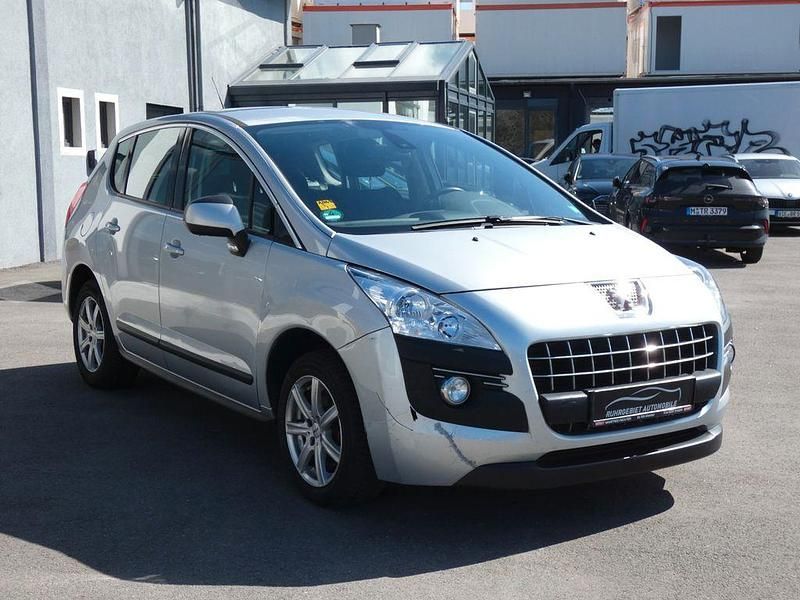 Gebraucht Peugeot 3008 Active 156 PS (114 kW) 2012 Silber Kombi