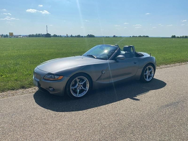 Gebraucht BMW Z4 231 PS (169 kW) 2003 Grau Cabrio