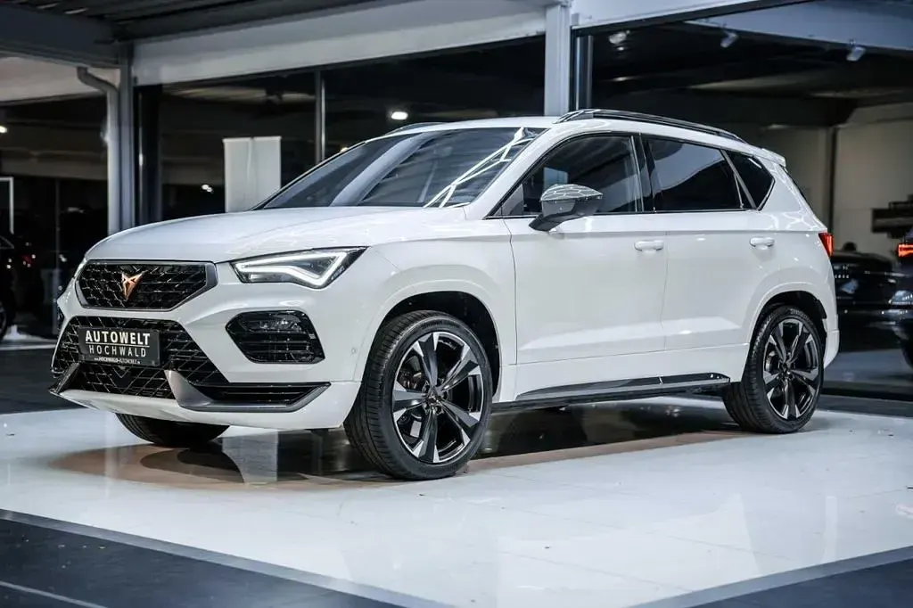 Używany Cupra Ateca VZ 300 KM (220 kW) 2024 Biały SUV