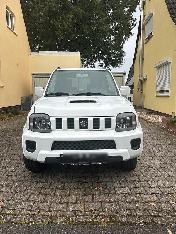 Weiß Gebraucht 2014 Suzuki Jimny SUV | 14.500 € (Teuer) - Bild 1/4