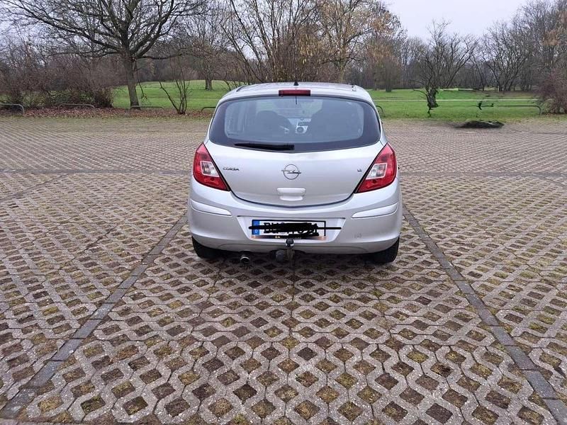 Gebraucht Opel Corsa 80 PS (58 kW) 2007 Grau Limousine