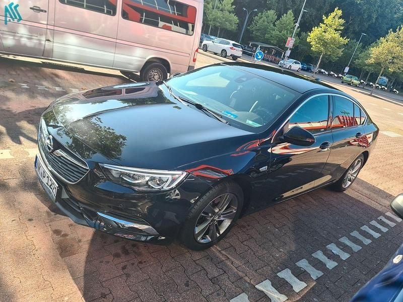 Schwarz Gebraucht 2018 Opel Insignia Innovation Limousine | 15.500 € (Teuer) - Bild 1/4