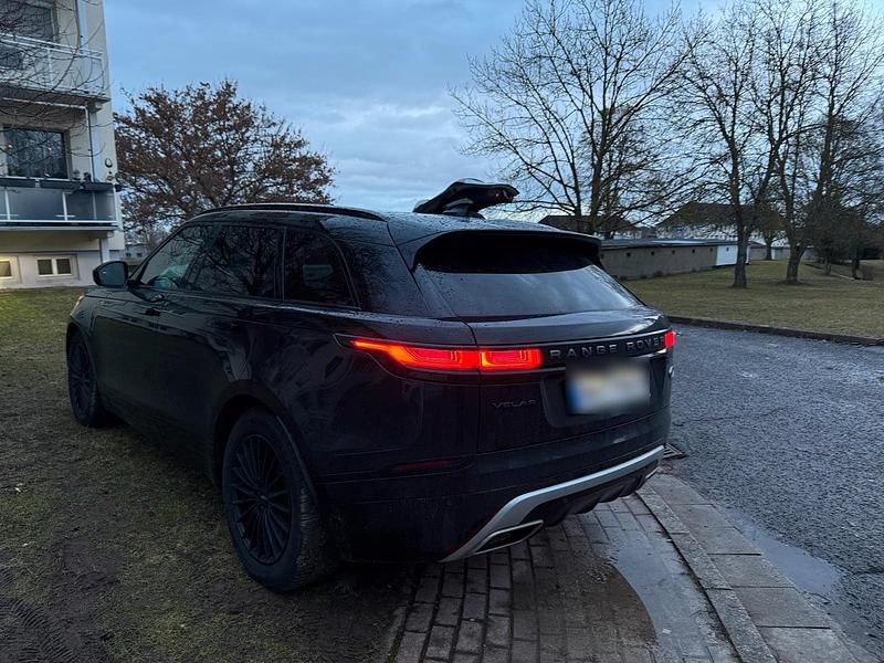 Gebraucht Land Rover Range Rover Velar R-Dynamic 300 PS (220 kW) 2022 Schwarz SUV
