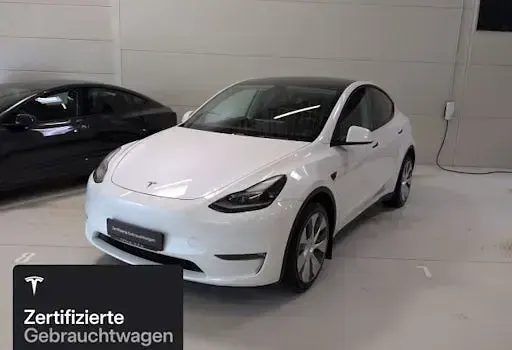 Gebraucht Tesla Model Y 273 kW (372 PS) 2023 Weiß SUV