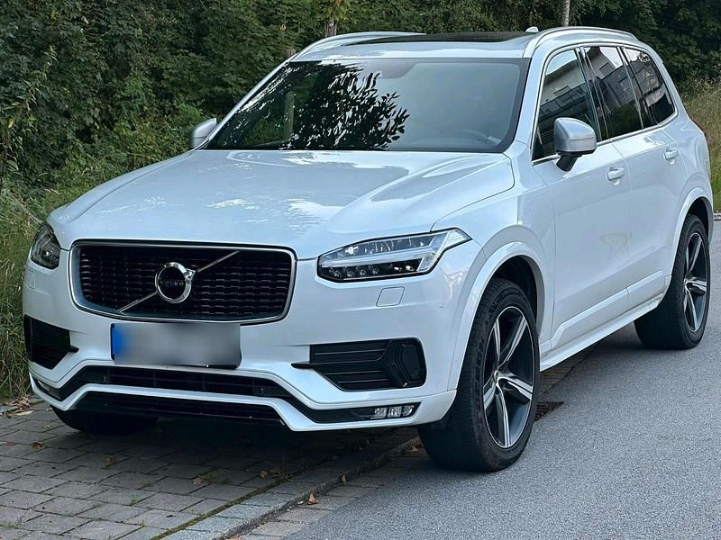 Weiß Gebraucht 2019 Volvo XC90 R-Design SUV | 34.000 € (Fairer Preis) - Bild 1/4