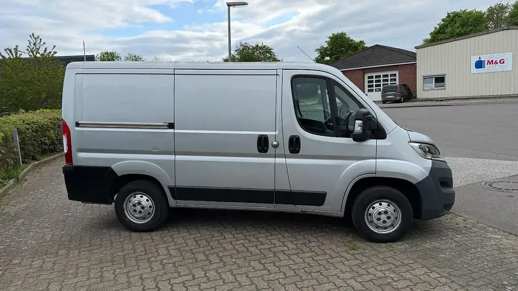Gebraucht Citroën Jumper 110 PS (80 kW) 2017 Silber Van / Kleinbus