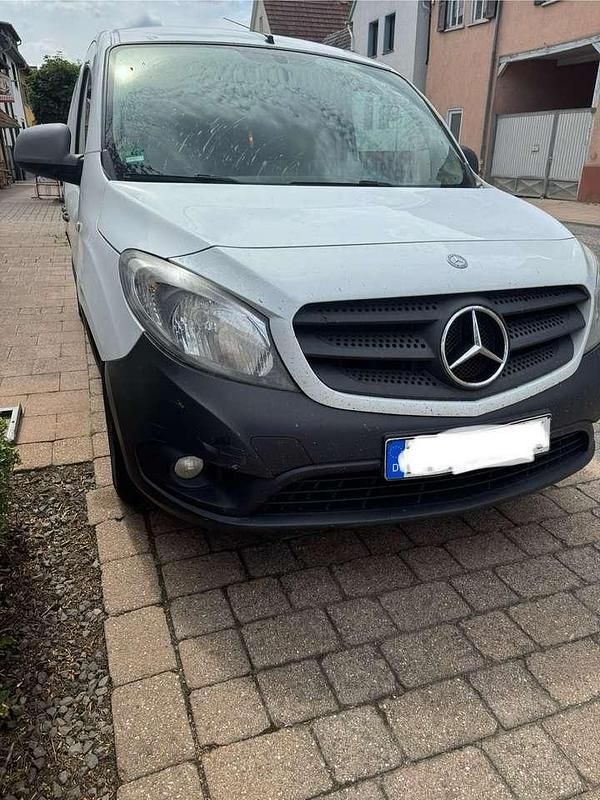 Weiß Gebraucht 2016 Mercedes Citan 108 Van | 5.400 € (Fairer Preis) - Bild 1/4